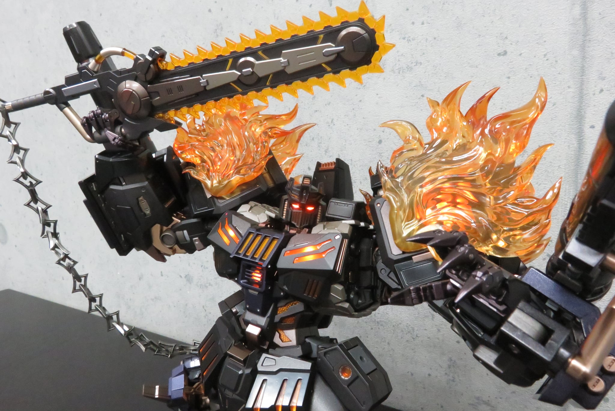 Flame Toys Kuro Kara Kuri The Fallen Offcial In-Hand Images